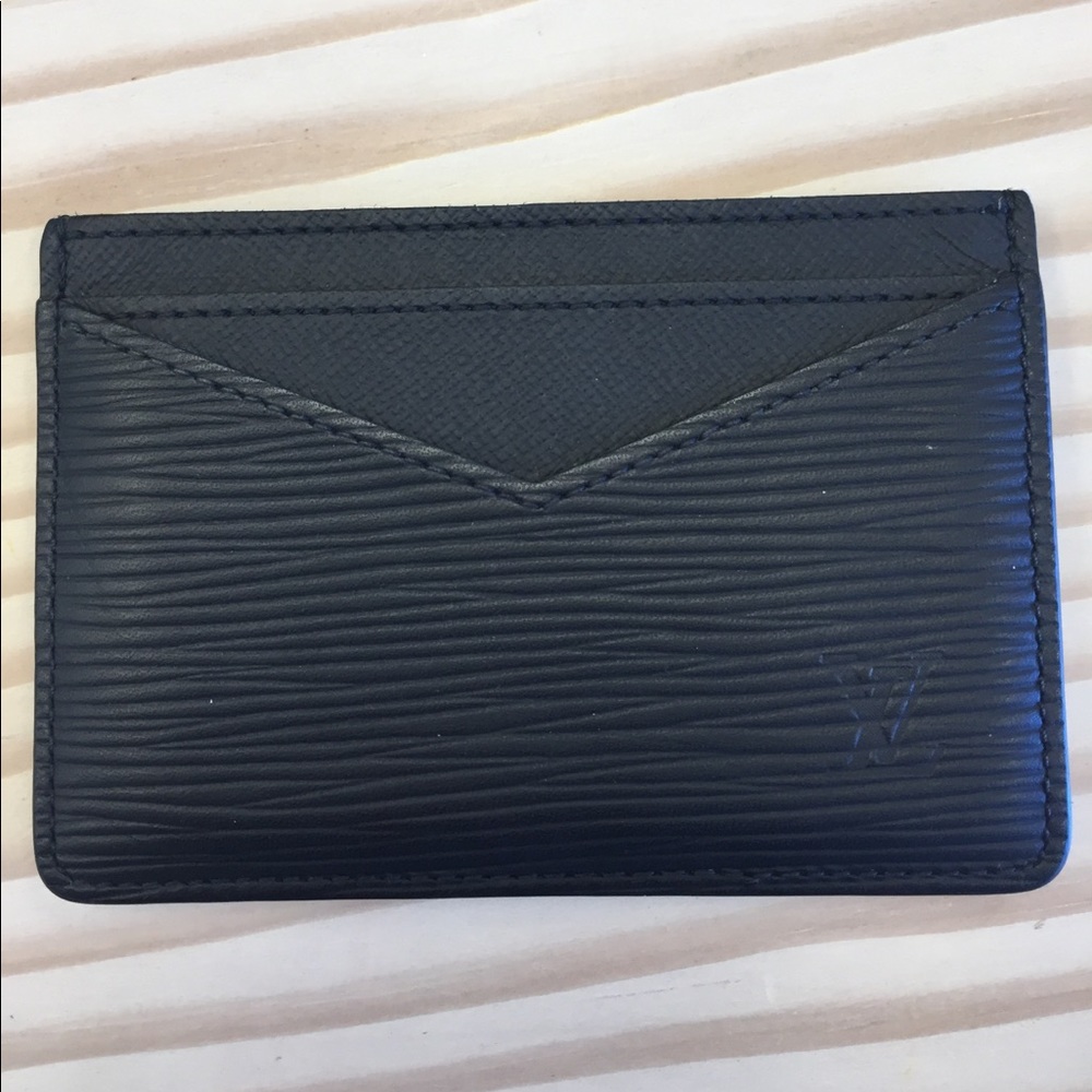 Louis vuitton epi card holder